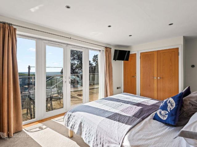 Flat for sale in Strode, Devon