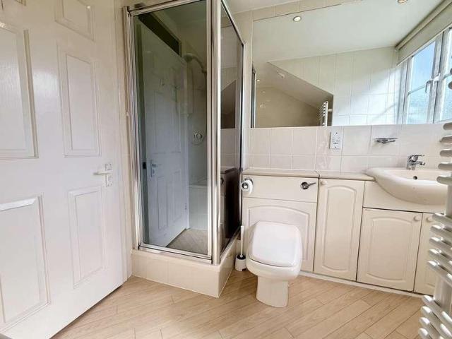 Flat for sale in Acol, Kent