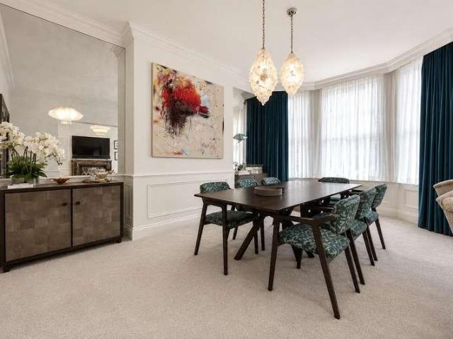 Flat for sale in Marylebone, Greater London
