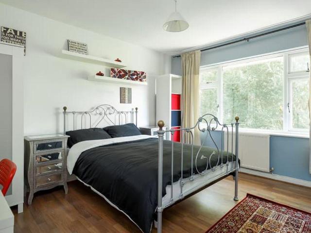 Flat for sale in Ashurst Bridge, Hampshire