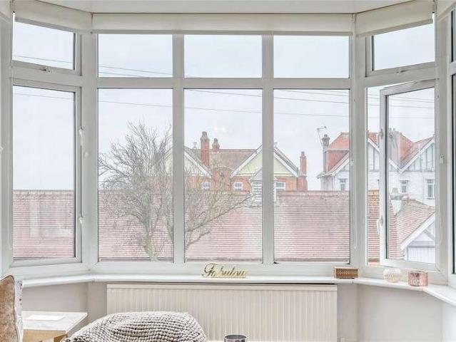 Flat for sale in Southend-on-sea, Southchurch