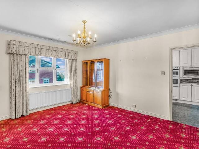 Flat for sale in Primley Park, Moortown