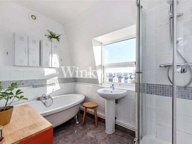 Flat for sale in Harringay Ladder, Greater London