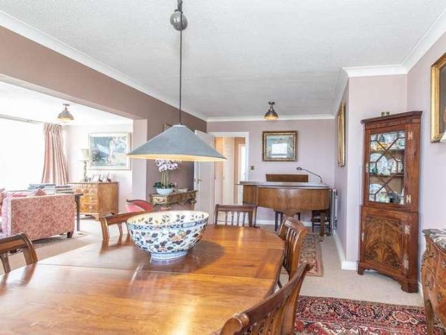 Flat for sale in Aldrington