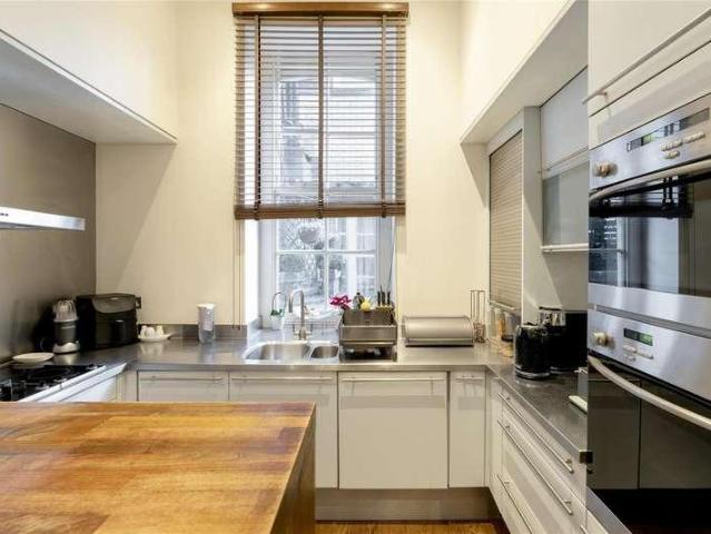 Flat for sale in Knightsbridge, Greater London