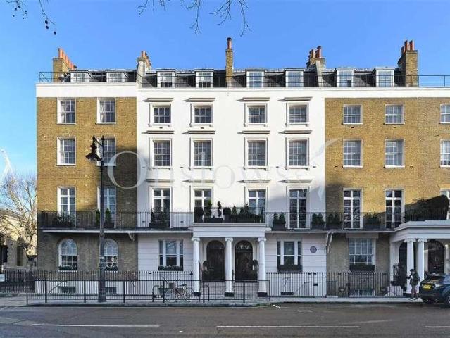 Flat for sale in Belgravia, Greater London