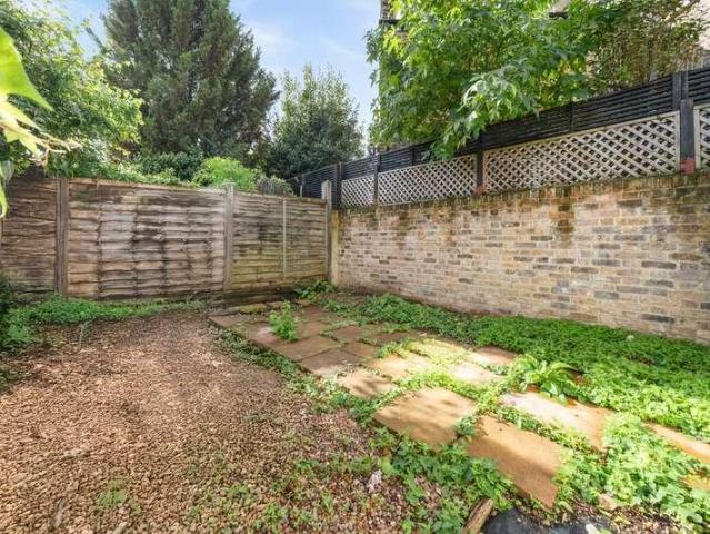 Flat for sale in Homerton, Greater London