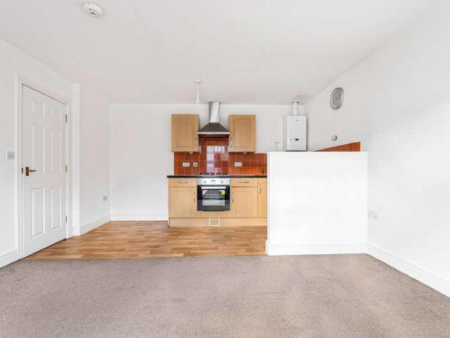 Flat for sale in Highweek, Bridford