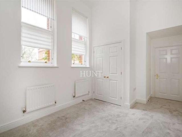 Flat for sale in Fairlop, Greater London