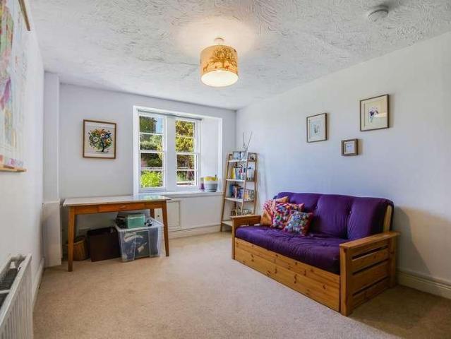 Flat for sale in Stirling, Lower Town