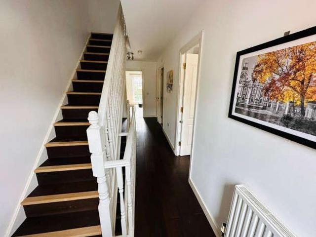 Flat for sale in Little Stanmore, Greater London