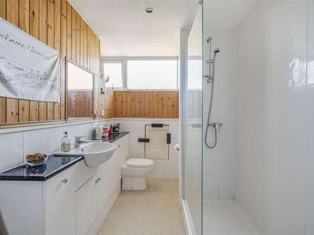 Flat for sale in Seaford, Iford