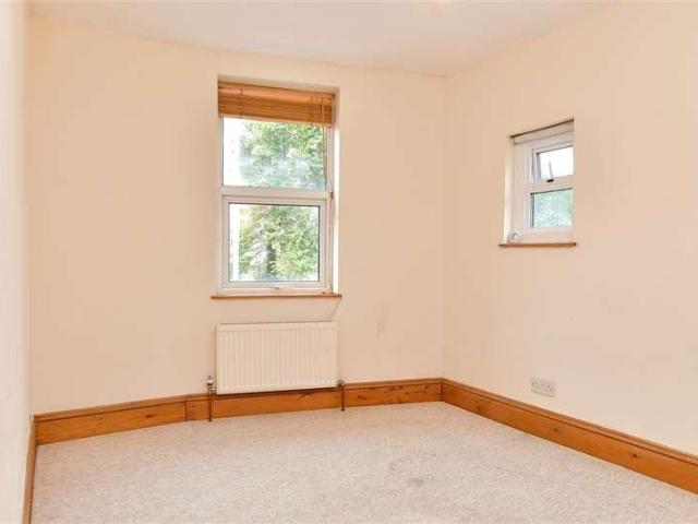 Flat for sale in Round Hill, Brighton & Hove