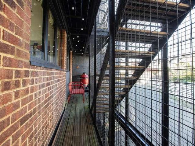 Flat for sale in Loughborough Junction, Greater London