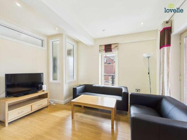 Flat for sale in Lincoln, New Boultham Flat for sale in Lincoln, New Boultham