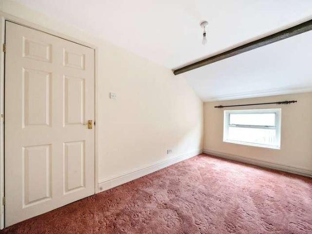 Flat for sale in Hay, Wales