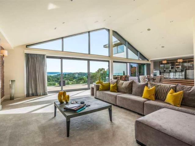 Flat for sale in Canford Cliffs, Poole