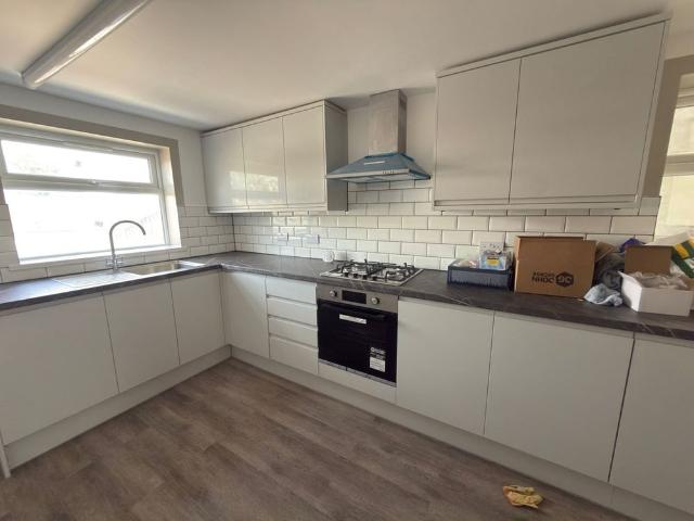 Apartment for rent in Gants Hill, Greater London