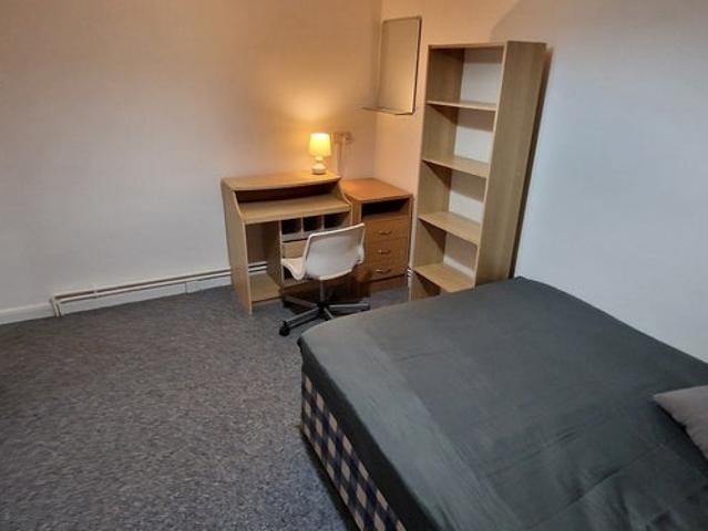 Apartment for rent in Roehampton, Greater London