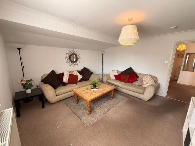 Apartment for rent in The Polygon, City Of Southampton
