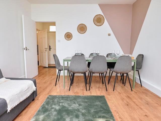 Apartment for rent in Bayswater, Isle Of Man