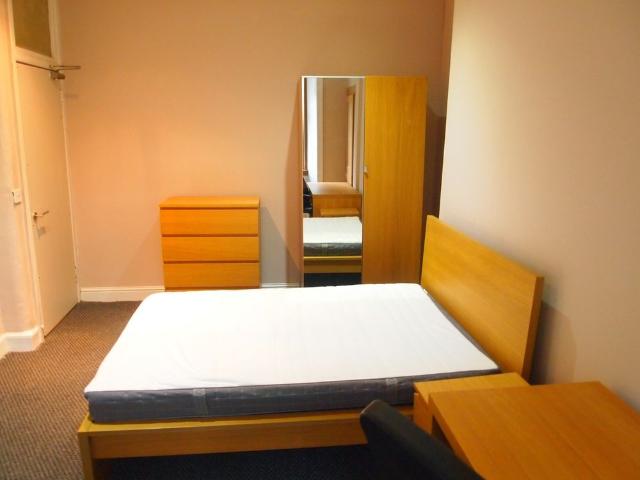 Apartment for rent in Mayfield, Newington