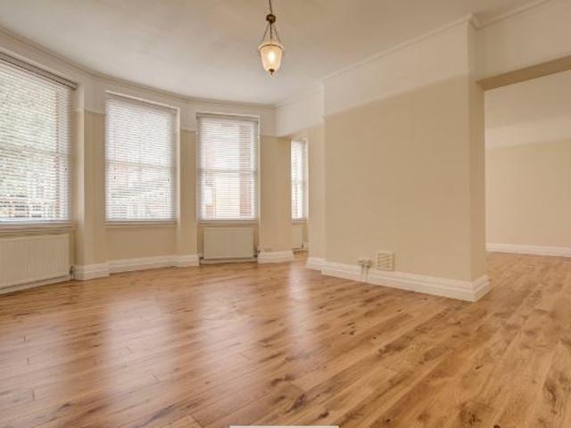 Apartment for rent in South Kensington, Greater London