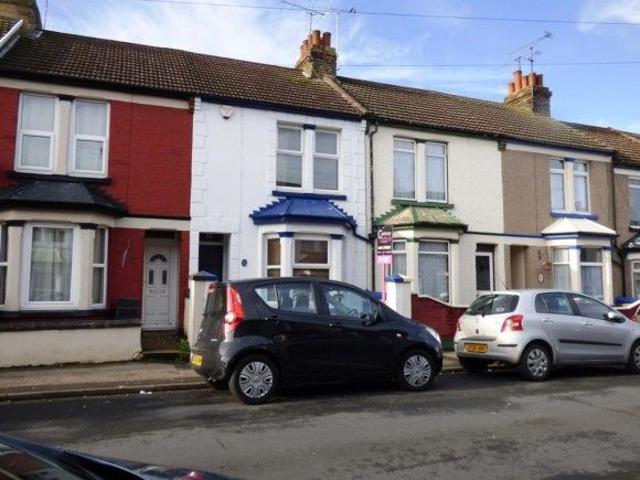 Room for rent in Brompton, Gillingham