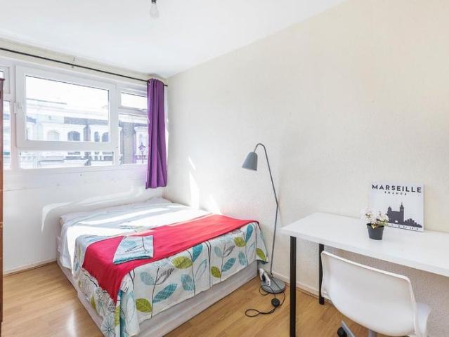 Apartment for rent in Mile End, Greater London