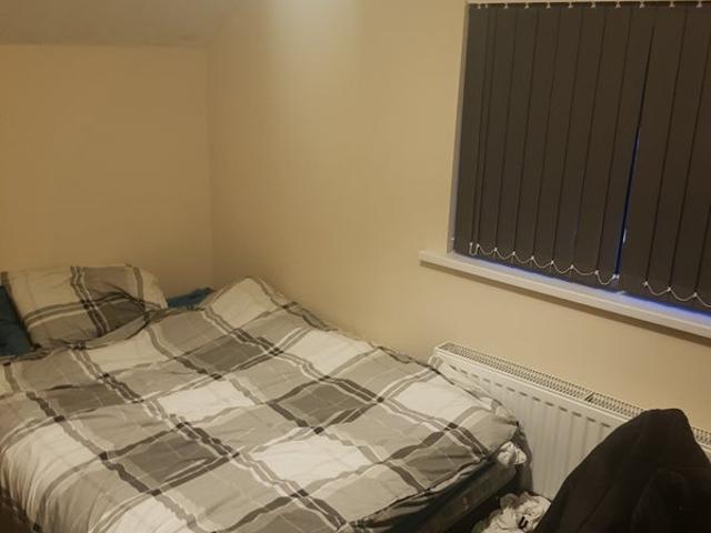 Apartment for rent in Cowley Marsh, The Slade