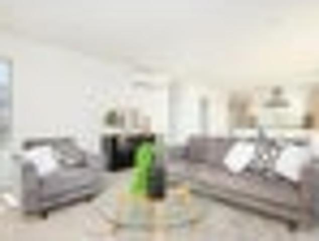 House for sale in Chaslands, Canterbury