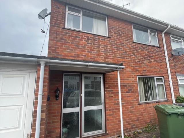 Room for rent in St John's, Worcestershire