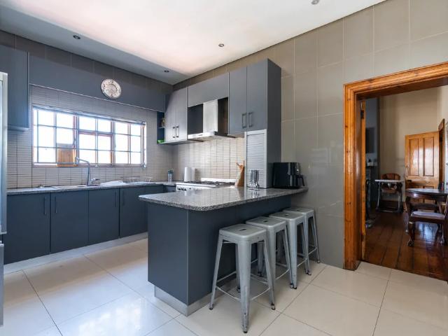 House for sale in Cape Town, Western Cape