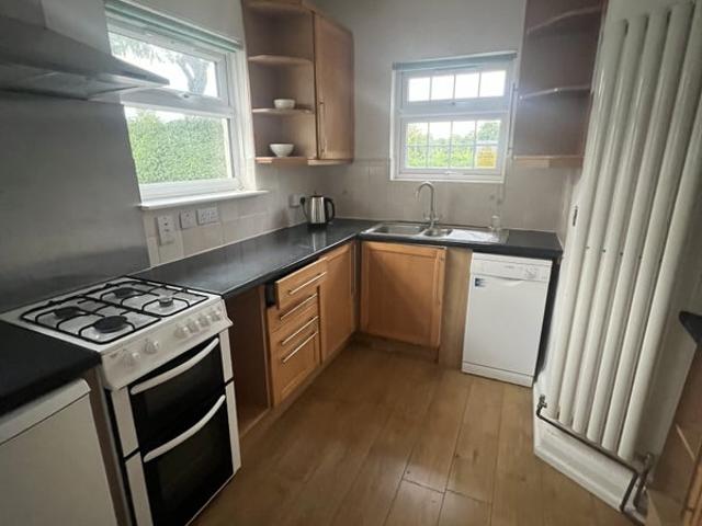 House for rent in London Borough of Ealing, Perivale