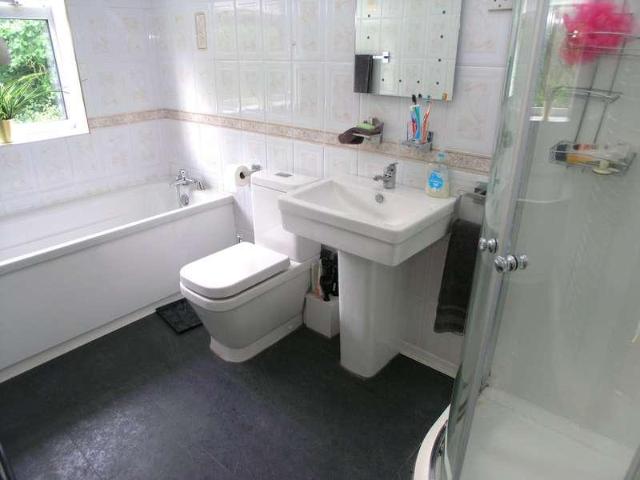House for sale in Lapal, West Midlands