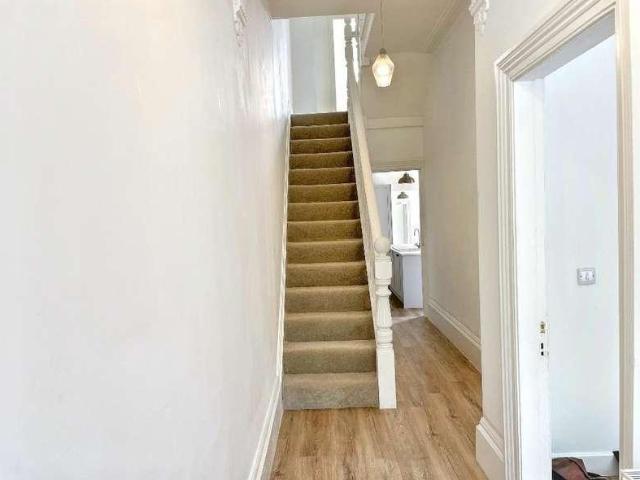 House for sale in Avenues, Hull