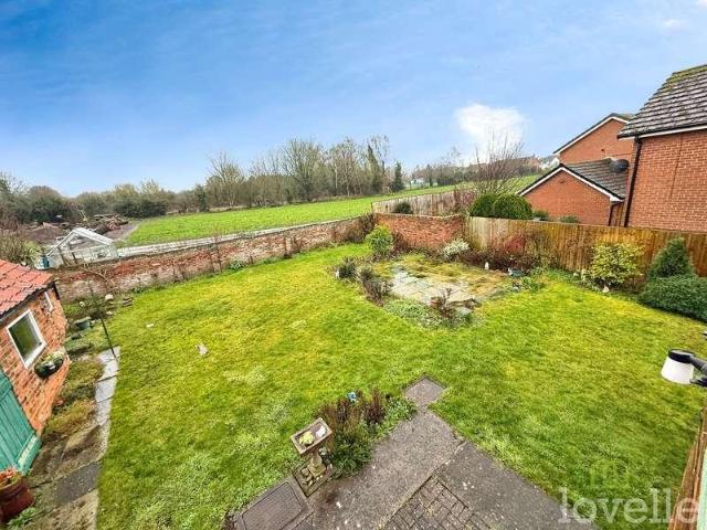 House for sale in East Lound, North Lincolnshire