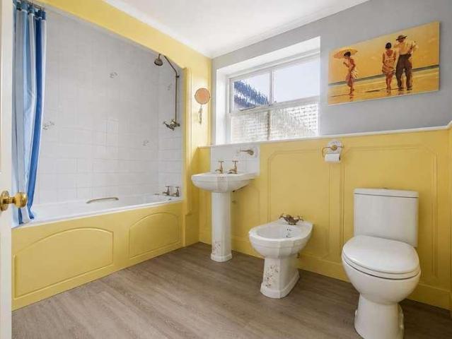 House for sale in Attenborough, East Midlands