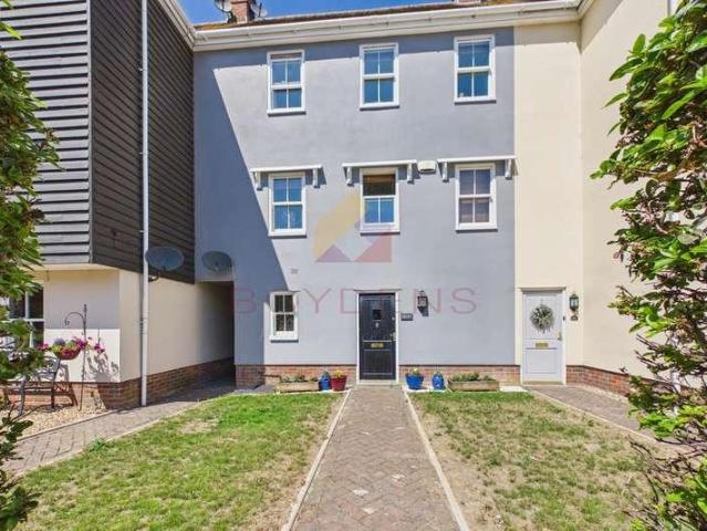 House for sale in Fordham Heath, Essex