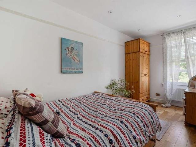 House for sale in Lunnon, Buckinghamshire