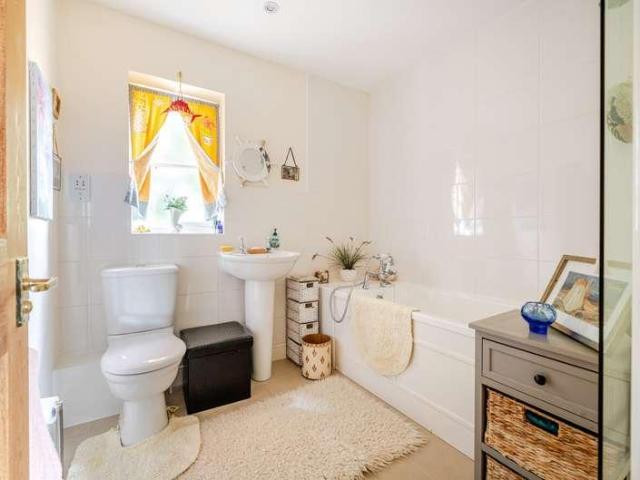 House for sale in Great Faringdon, Dromore