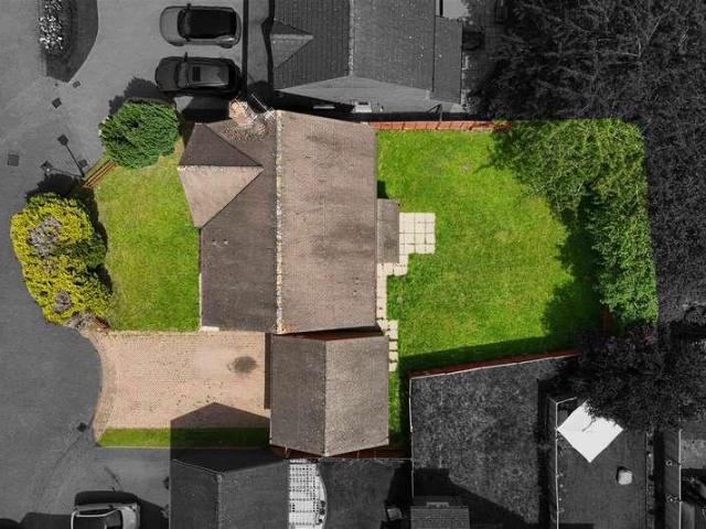 House for sale in Shirley, West Midlands