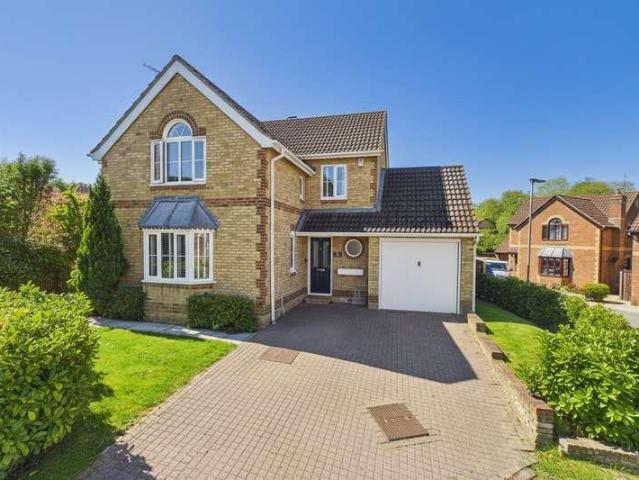 House for sale in Winkfield Row, Winkfield