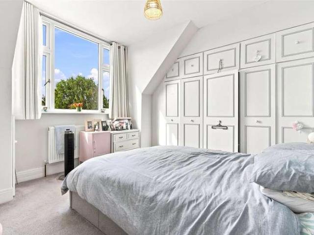 House for sale in North Shoebury, Alton Barnes