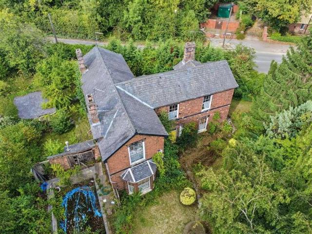 House for sale in Kedleston, East Midlands