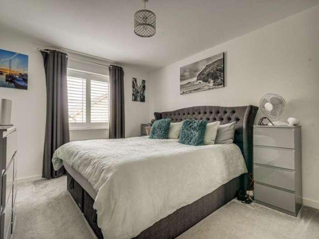 House for sale in Leighton-Linslade, Leighton Buzzard