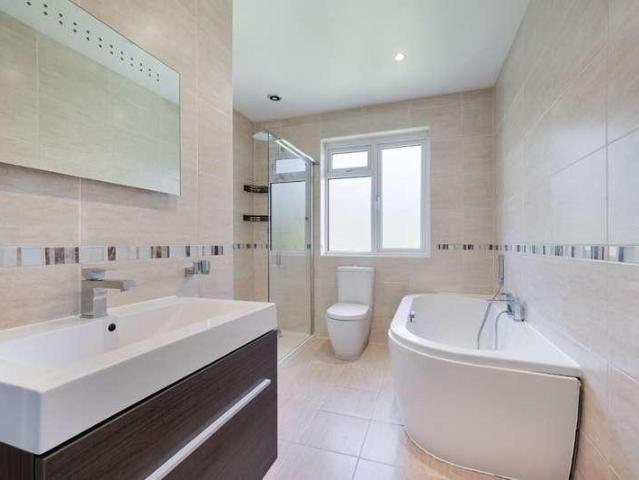 House for sale in Red Hill, Surrey
