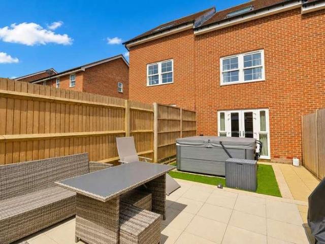 House for sale in Newlands, Hampshire