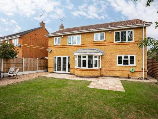 House for sale in Elmfield, Leicestershire
