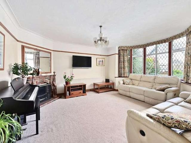 House for sale in Lower Halliford, Surrey